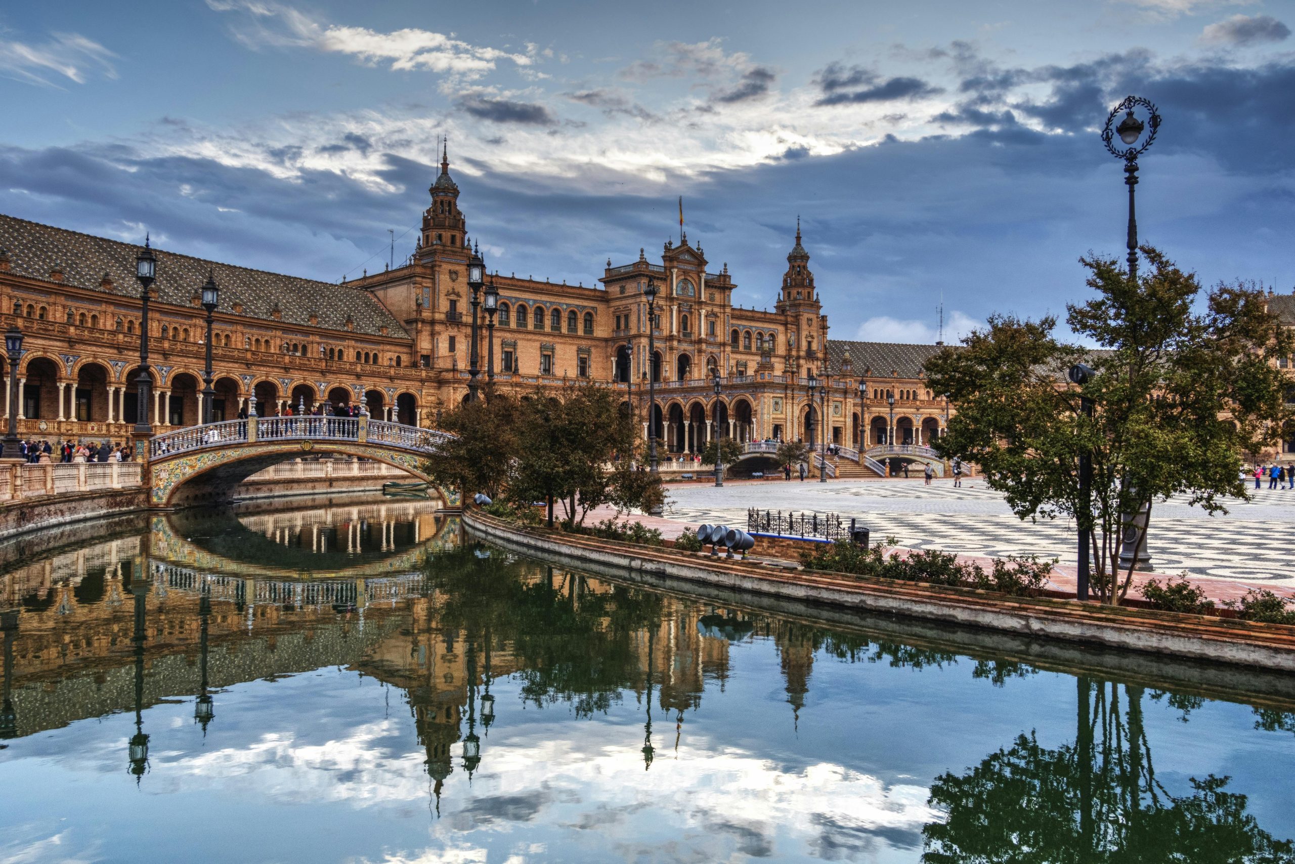 Diagnóstico TLP en Andalucía: barreras y desafíos en la salud mental pública - Blog AMA TLP